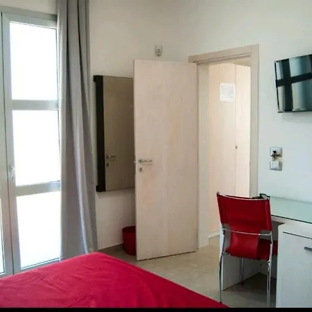 فندق مبيت وإفطار Exotic 4*