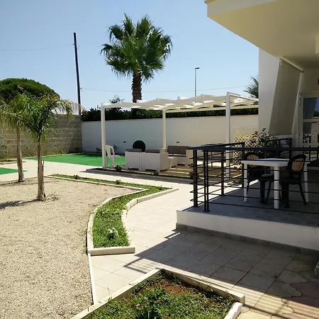 فندق مبيت وإفطار Exotic 4*