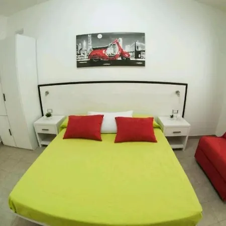 Couette-café Exotic 4*