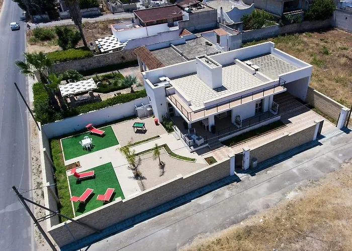 לינה וארוחת בוקר Exotic