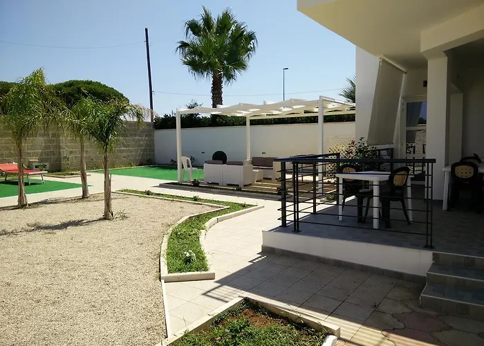 לינה וארוחת בוקר Exotic 4*